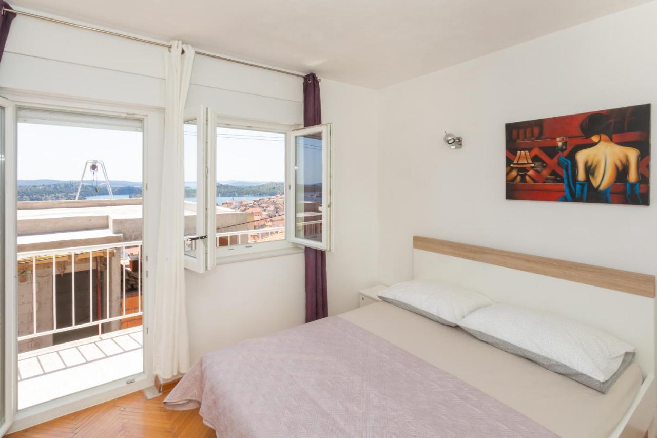 Center Apartment *