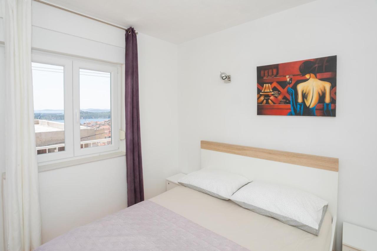 Apartment Center
