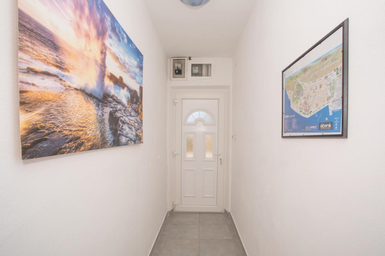 Center Apartment *
