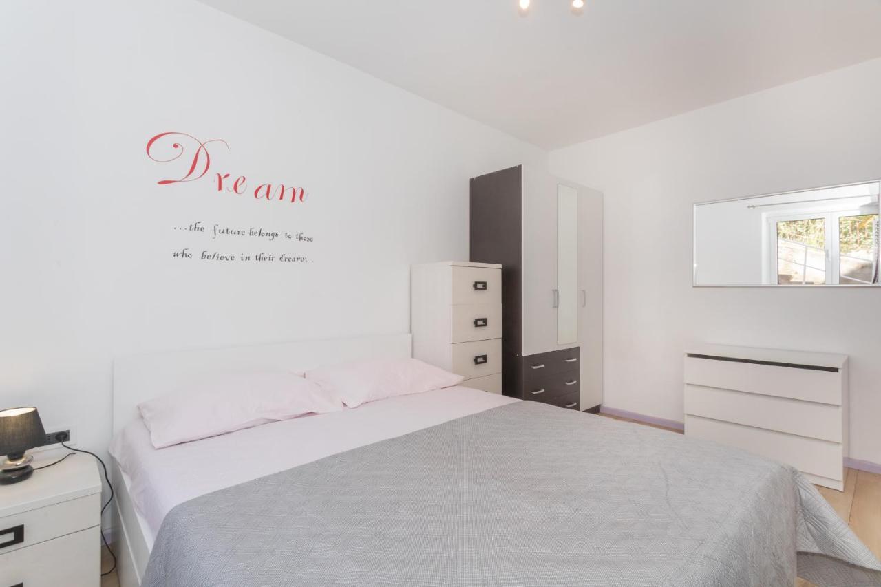 Center Apartment